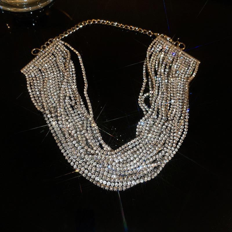 European and American exaggerated diamond-set love water drop fringe necklace design sense collarbone chain bridal temperament item decoration