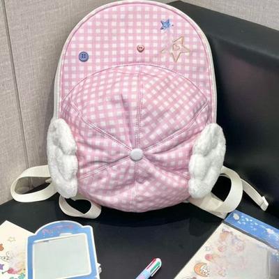 Backpack Is A Light and Casual Backpack for Commuting In Spring and Summer