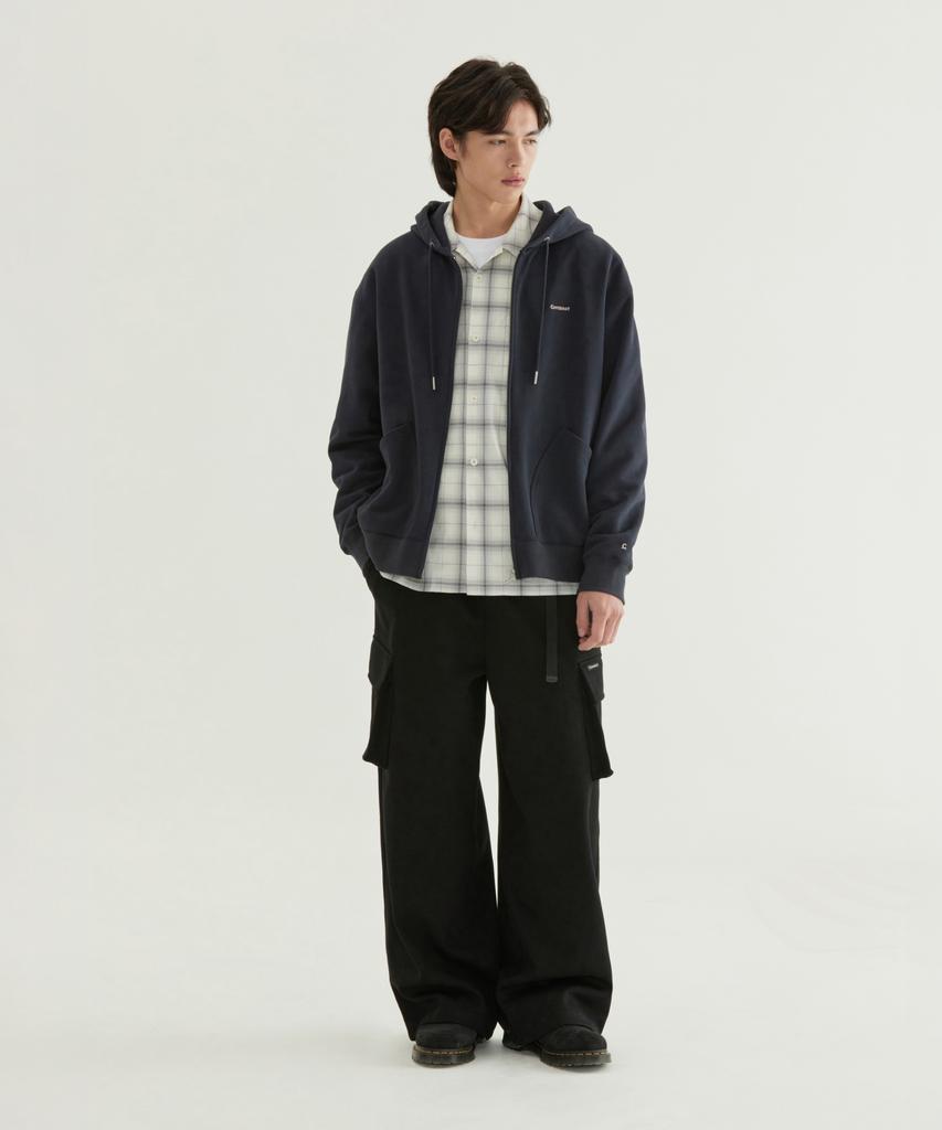 COVERNAT Small Logo Zip-Up Hoodie Lavender