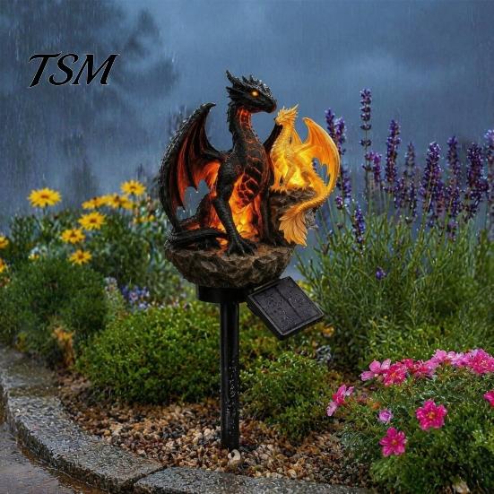 Gothic Outdoor Lantern Decor Dragon Solar Garden Light, Medieval Statue Lamp, Waterproof Weather Resistant Resin Sculpture for Patio Lawn Yard