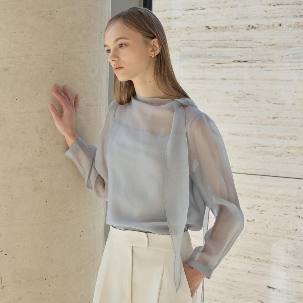 Hiikeu Tencel Sheer Neck Blouse_Blue Gray