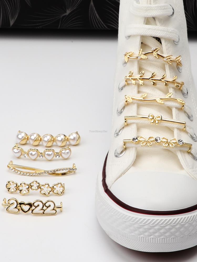 1 Adet İnci Ayakkabı Süsü Moda Altın Metal Spor Ayakkabı Süsleri Kız Hediye Ayakkabı Süsü Kendin Yap Ayakkabı Bağcığı Tokaları ayakkabı aksesuarları