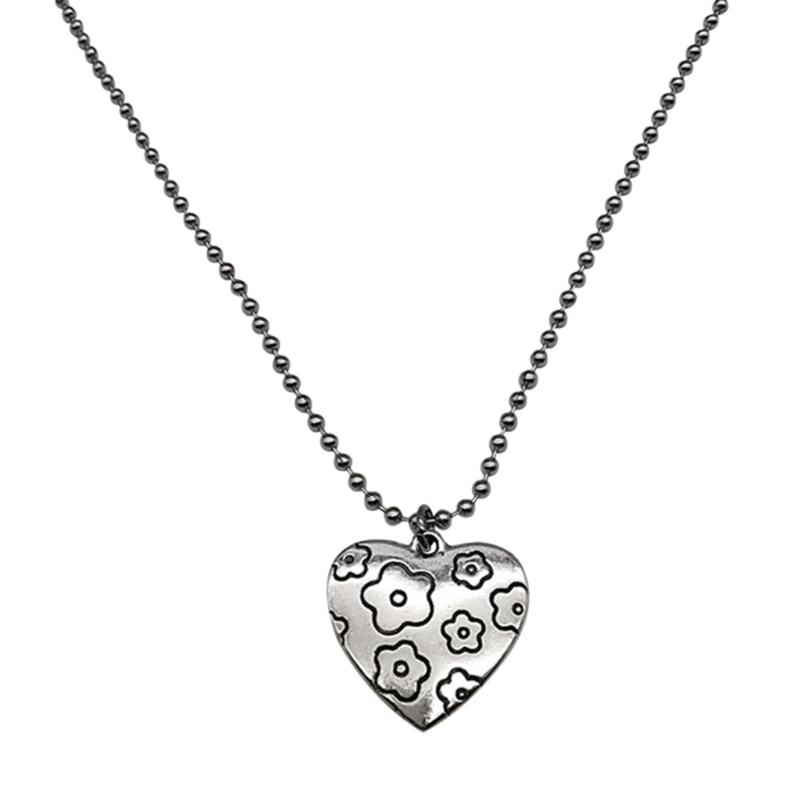 Fashion Trend Niche Bear Love Pendant Collarbone Chain Temperament Simple Cold Wind Adjustable Long Chain Necklace