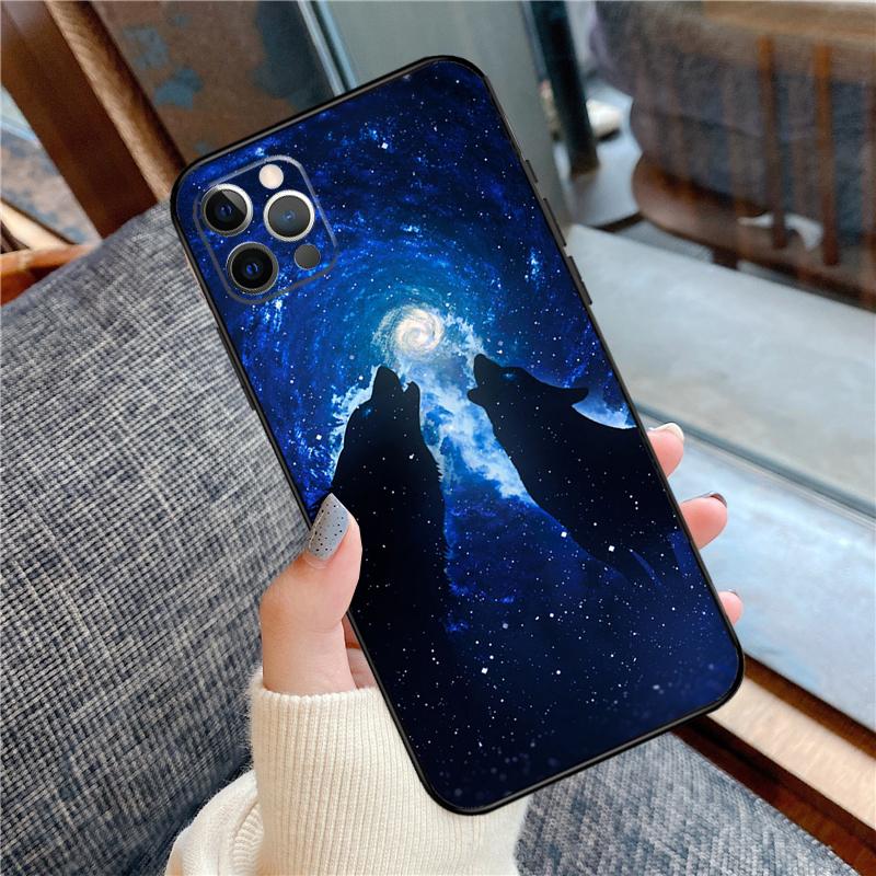 Starry Animal Wolf Phone Case For iPhone 16 14 13 12 11 15 Pro Max 12 13 Mini XR 15 16 Plus 16e Cover Shell