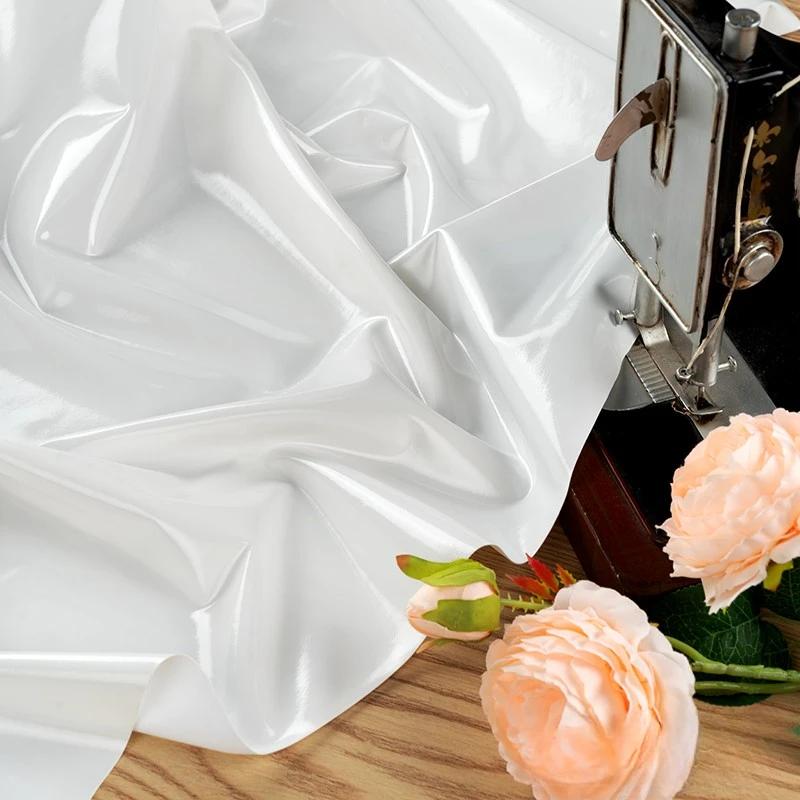 100x145cm White High Stretch Mirror Leather PU Leather Fabric High-gloss Soft Waterproof Four-sided Elastic Designer Fabric 100x145cm