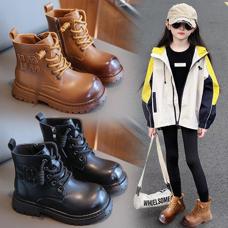 Botas Martin para niños 2025 otoño e invierno nuevas botas para niños callejeras para niñas bebé niños medianos y mayores botas cortas de suela blanda marea