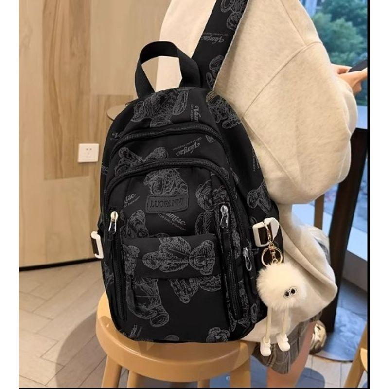 

Schoolbag Women Junior High School Student Simple and Versatile Print Bear Design 2025 New College Student Contrast Color Computer Backpack Fashion Black