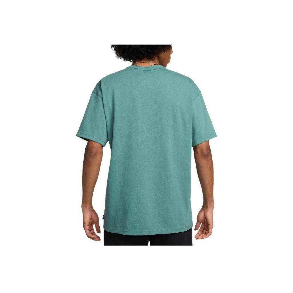 New Nike Sportswear Essentials Series Premium T Shirt Men's Green DO7392-361