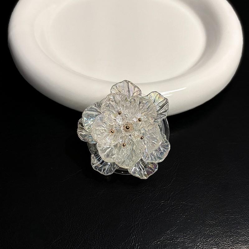 

Korean Ins Style Adhesive Stretchable Lazy Portable Luxury Flower Phone Airbag Holder Watching TV Shows On Desktop