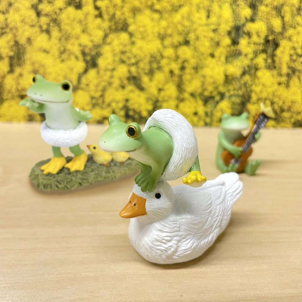 Daikai Copo Frog Jumping Over a Duck X X Cm 74199 5.7 3.9 5.6