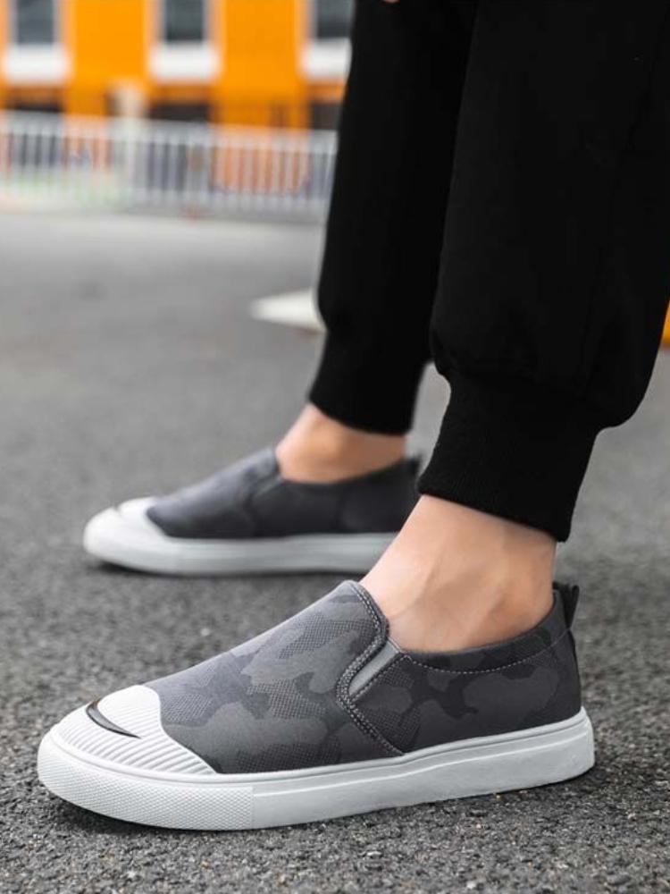 Fashion Canvas Sneakers Summer Korean Style Round Toe Slip-on Men's Casual Shoes Low Price Breathable Trends 2025 Non-leather Male Shoe