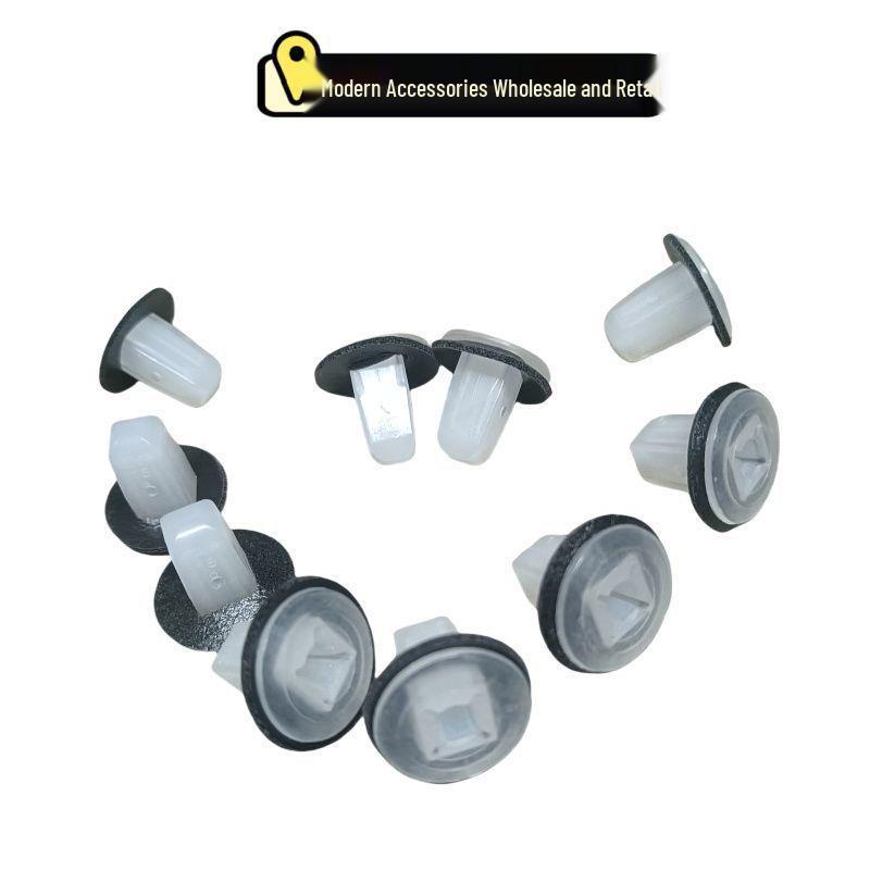 Compatible Rear Light Fixing Screw Clip Nut for Hyundai Models (I30, Mufasa, IX25, X35, Mingtu, Tucson) Hyundai
