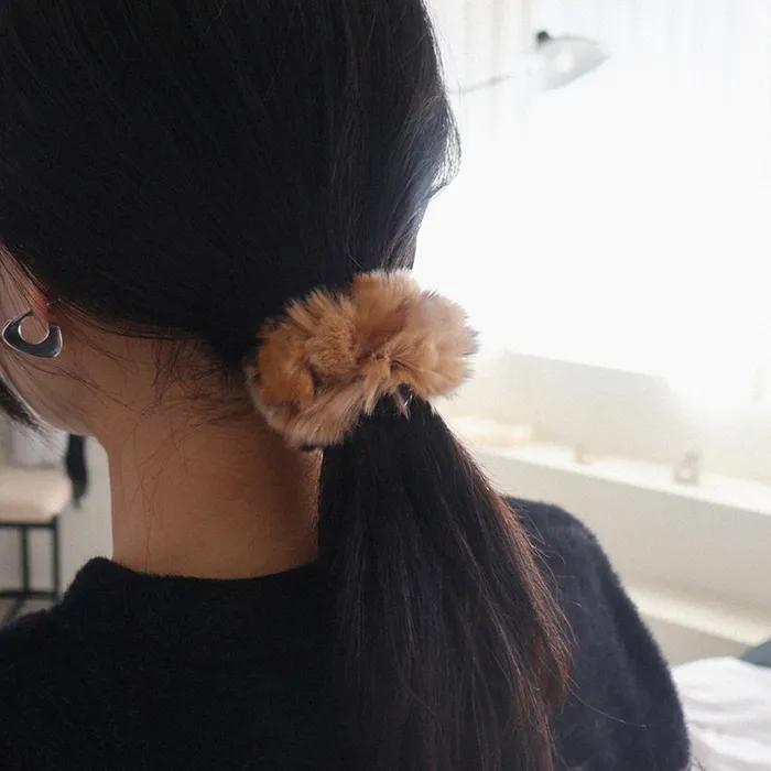 RABBIT HAIR TIE