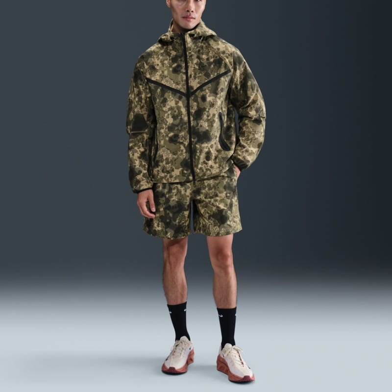 Nike woven hooded windrunner jacket HV0980-210