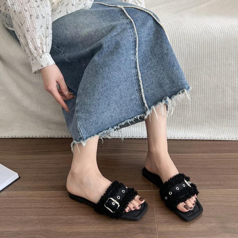 Fashion 2025Sweet Holiday Plush Edge Slippers Fashion Non-Slip Flat Sole Sandals Comfortable Soft Vacation Shoes Outdoor