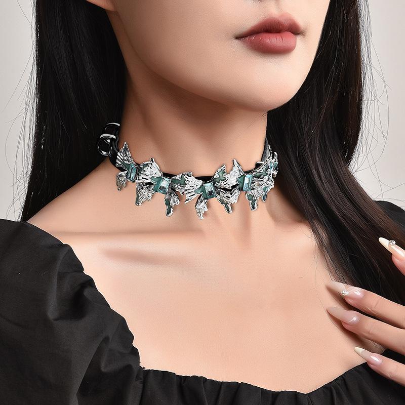 

Ожерелье с бабочкой, комбинированный кожаный воротник, кольцо на руку, модные и персонализированные женские аксессуары в стиле рок, хип-хоп