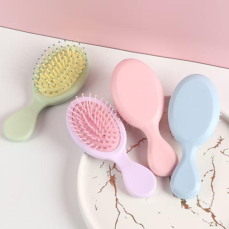 Mini Customizable Logo Cushion Brush: Portable, Girly Hair Styling Comb