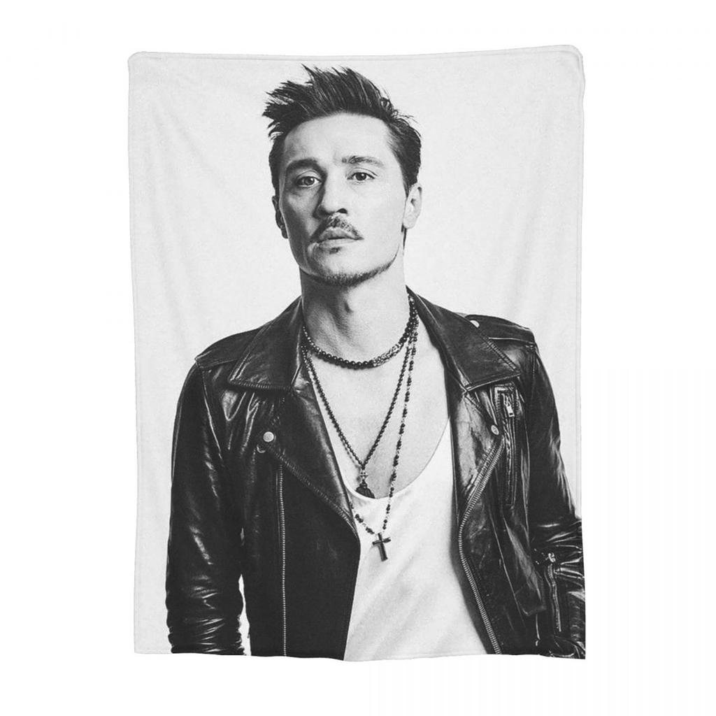 Hearmny Dima Bilan Blanket Flannel Sofa Throw Blanket Portable Throw Blankets for Couch Bedding Office Throws Bedspread Quilt