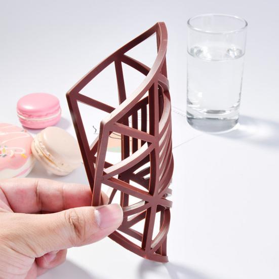 2Pcs Cup Mat Splicable Heat Insulation Silicone Nordic Hollow Hexagonal Pot Coaster Pad