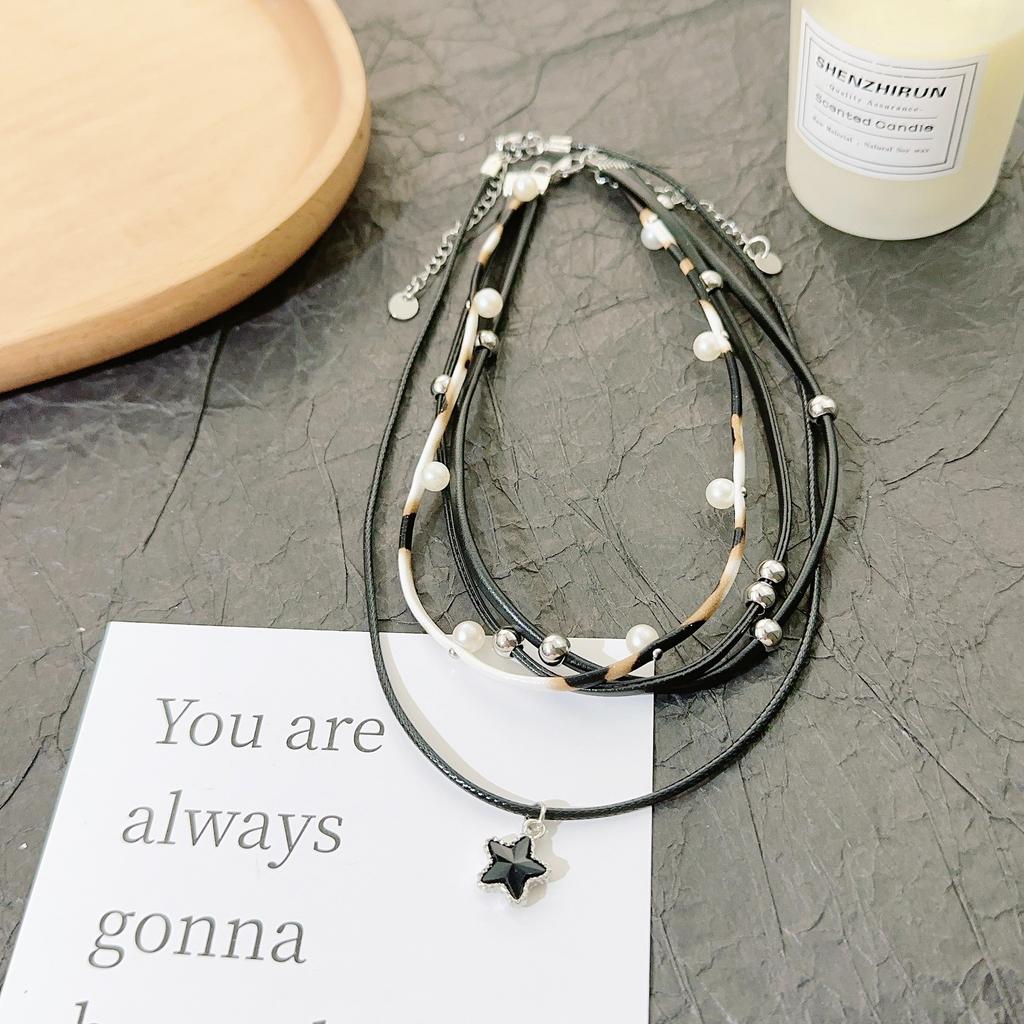 Retro sweet and cool style multi-layered wearing five-pointed star pearl leather rope necklace female high-end choker collarbone chain