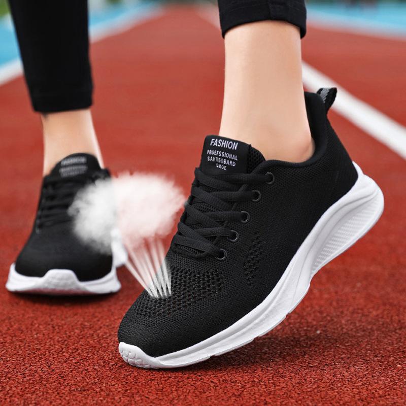 Jinjiang Women's Shoes Spring and Summer Mesh Breathable Sports Shoes Lightweight Student Running Shoes Women's Black Casual Travel Shoes