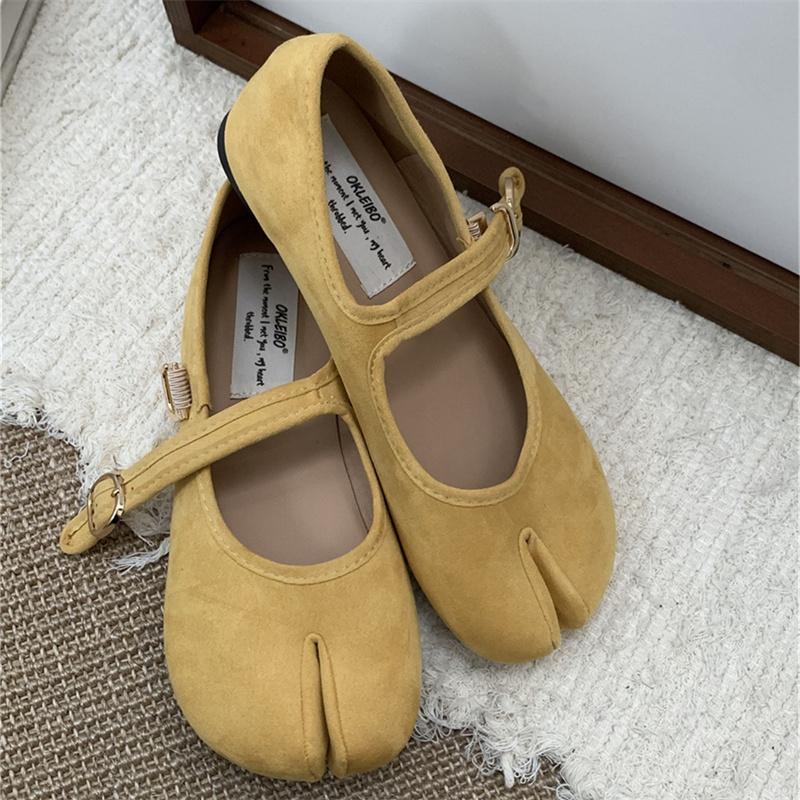 Fashion IPPEUM Women Ballet Flats Velvet Red Split Toe Shoes Buckle 2025 New Summer Mary Janes