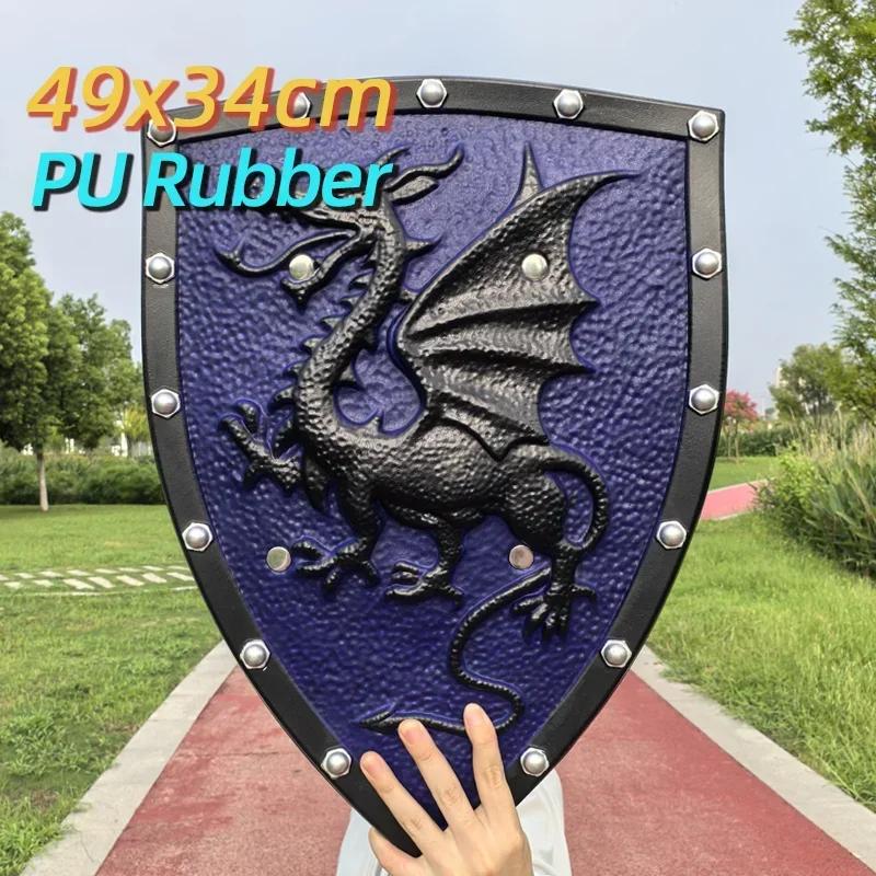 Superhero black shield triangular claw shield 1:1 film and television comic exhibition Halloween props children's toys weapons