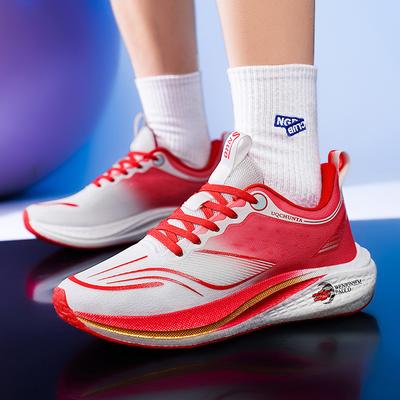 22 neue Paare echte Maiskolben-Dämpfung Outdoor-Marathon-Rennlauf-Laufschuhe Jugend-Sportschuhe