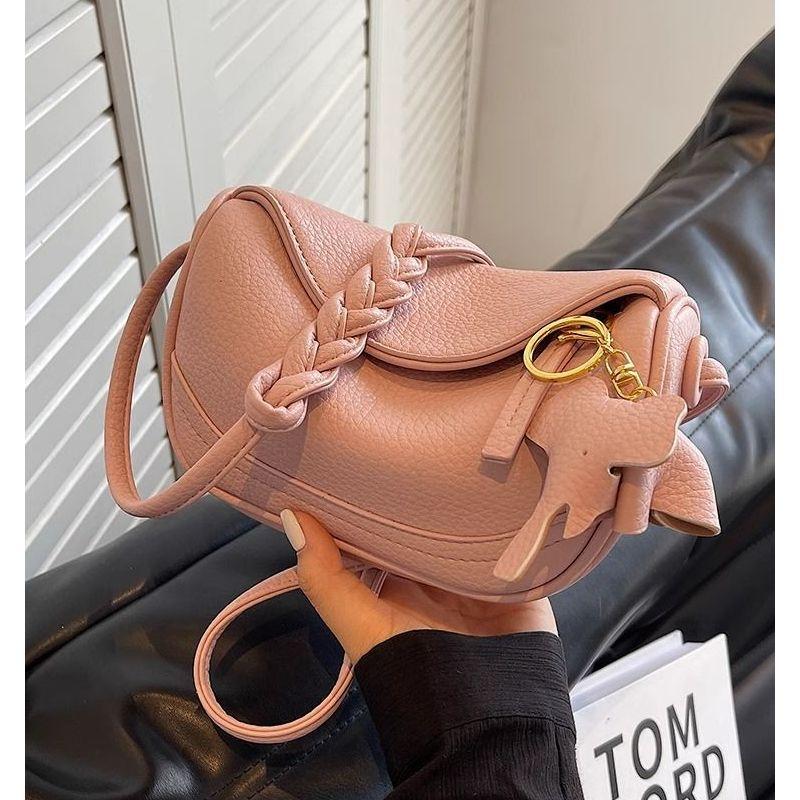 High-value French Niche Bag Women's 2025 New One-shoulder Crossbody Bag Explosive Niche Versatile Saddle Dumpling Bag