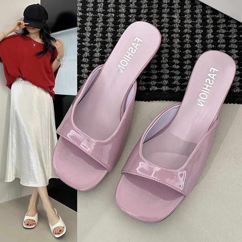 2025Sommer Keilabsatz Niedriger Absatz Damen Hausschuhe Mode Offene Zehen Partykleid Pantoletten Outdoor Slip On Sandalen ·