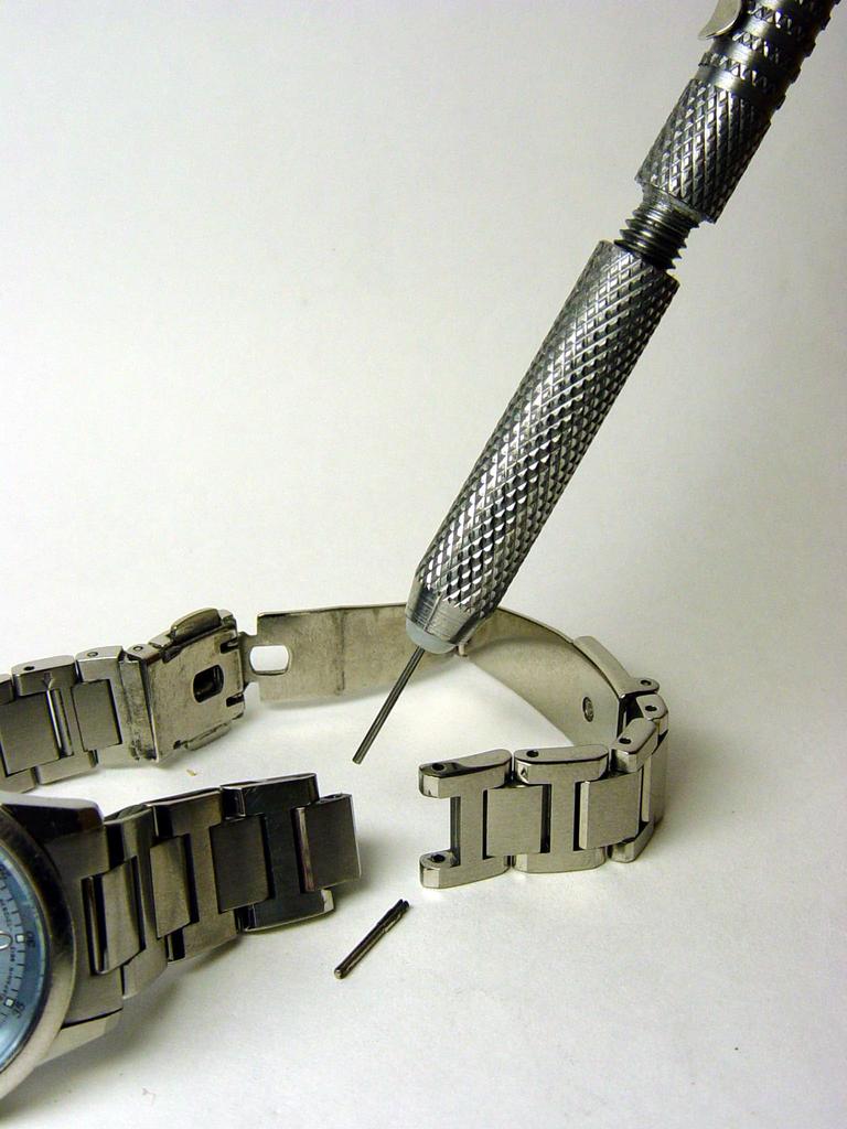 Sankyo Corporation Watch Band Pin Removal H&H Tool, 0.8mm, #70-P08