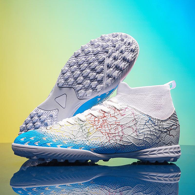 Men Soccer Shoes Kids Football Boots Women Professional Soccer Cleats Antiskid Chaussure Football TF/FG Outdoor Football Shoes