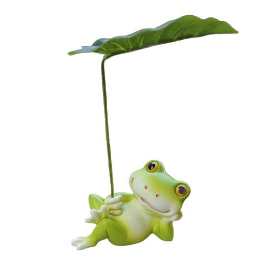 

Frog Ornament Lying Frog Small Resin Figurine with Leaf Umbrella Sun-Proof Micro Landscape Ornament Flowerpot Car Console Desktop Balcony Decor 1pc