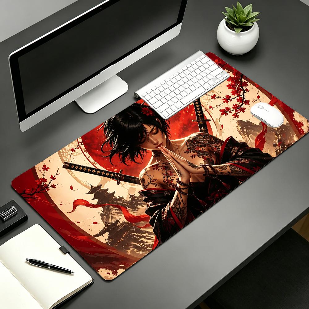 Tapis de Souris Fille Samouraï Japonaise Grand pour Ordinateur Bureau Jeu Table Tapis Caoutchouc Antidérapant Bords Cousus Tapis Clavier 90x40 XXL Tapis de Bureau