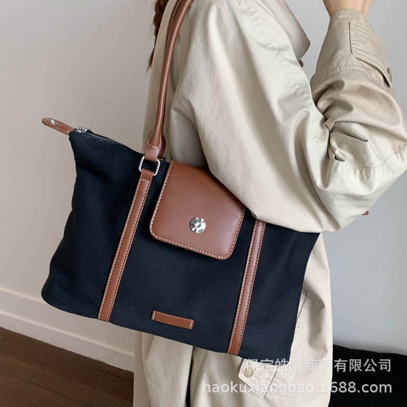 Canvas bag women's large capacity 2025 new autumn and winter versatile simple shoulder messenger bag college student class tote bag