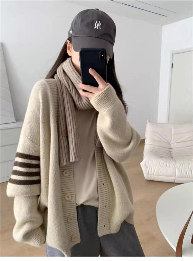 Japanese Style Age-Reducing V-Neck Color-Block Striped Knit Cardigan Sweater for Women, Autumn Winter Loose Fit