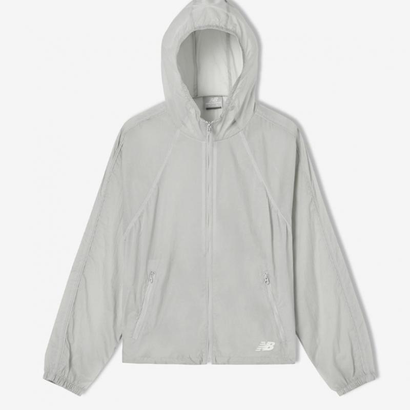 New Balance W Ultralight Ripstop Woven Windshield B1 nbnaf2W512 10 16 59