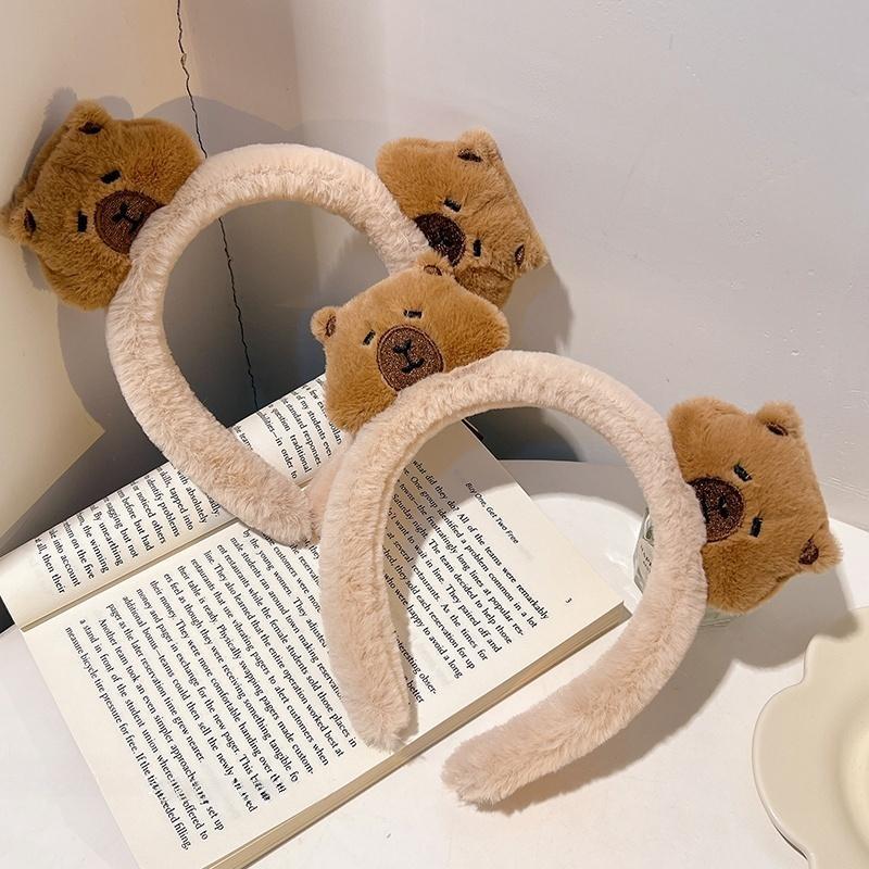 Plush Capybara Headband for Women: Perfect for Face Washing, Makeup, and Masks - Cozy Fall/Winter Hair Accessory with Capybara Design
