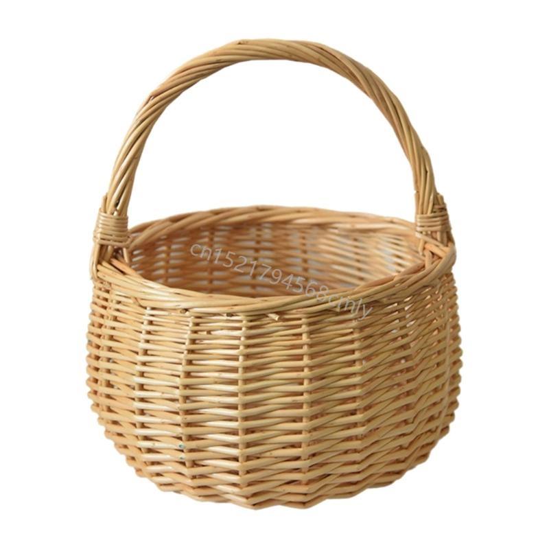 Traditional Wicker Basket Offering Durability And For Everyday Use In Shopping And Outdoor Activities 6XDE