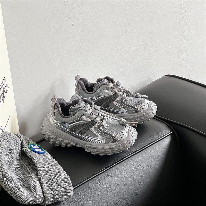 

2024 Новые модные массивные кроссовки для больших детей с плюшевой теплой зимней спортивной обувью для детей, девочек и мальчиков, нескользящие кроссовки для бега 37 (Insole 23cm)