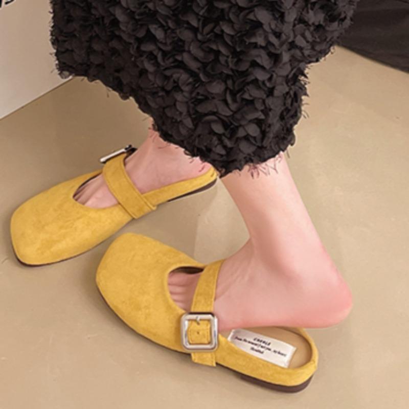 Mode Damskor Tofflor med Mjuk Sula Vår Ny Stil Fyrkantig Tå Låg Utskärning Nötsuede Metallspänne Mjuk Sula Halkfria Skor