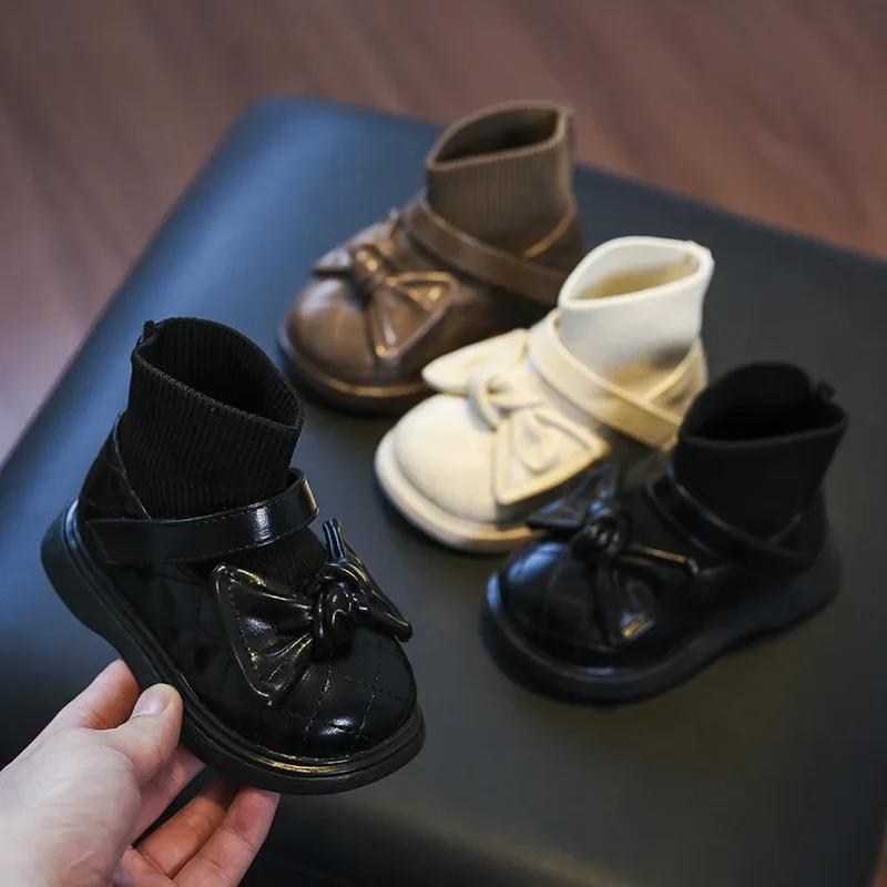 Babyschuhe Winter Prinzessin Schuhe Weiche Sohle Rutschfest Baby Lauflernschuh Mode Kinder Kurzer Stiefel Atmungsaktiver Mädchenschuh Lederschuh