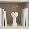 Creative Tabletop Centerpiece 3D Printed Hands Holding Heart Vase, Modern Dry Flower Dried Arrangement Art Decor, Romantic Valentine’s Day