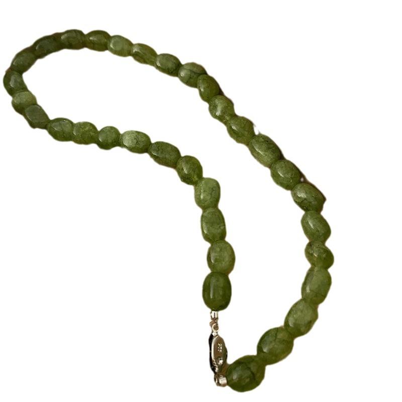 Emerald Green Avocado Beaded Necklace with Yuanbao Buckle - High-End Natural Stone Clavicle Chain