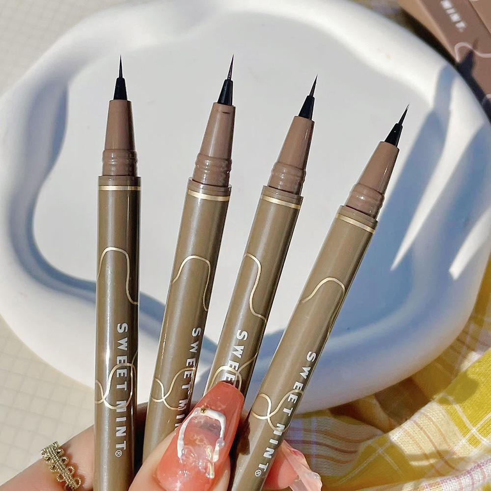 1PC Ultracienki wodoodporny płynny eyeliner Koreański makijaż dla kobiet Szybkoschnący gładki eyeliner Długotrwały dolny długopis do rzęs Kosmetyki