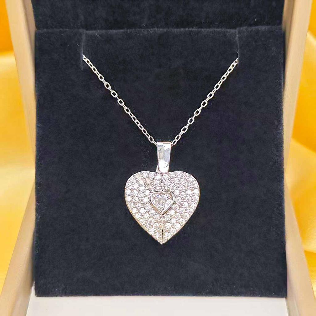 Stainless Steel Chain Copper Zircon Pendant with Engraved Logo Heart-shaped Custom Opening Pendant Necklace