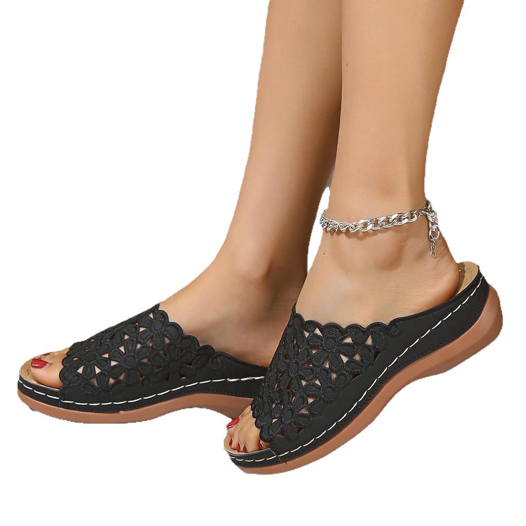 Ladies' Floral Design Comfortable Sandals Hollow Thick Soled Walking Shoes Fashionable Wedge Heel Slippers