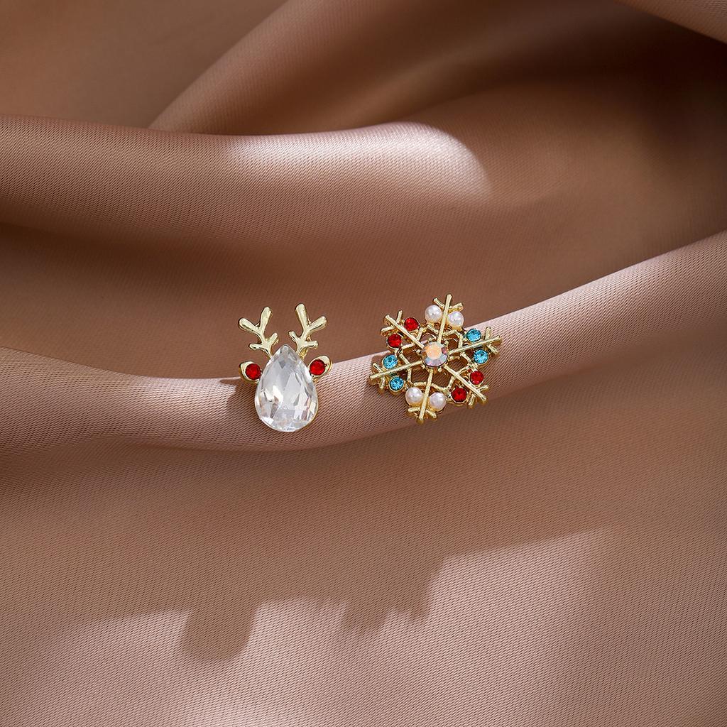 Christmas Dream Colorful Snowflake Elk Diamond Earrings, Light Luxury High Sense Asymmetrical Personality Sweet Stud Earrings
