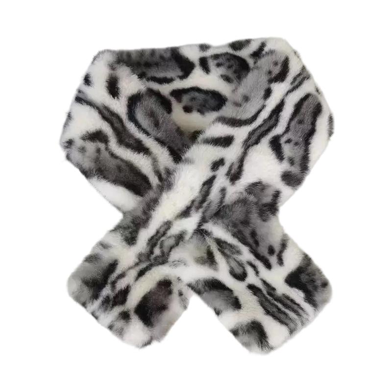 Retro Thicken Warm Leopard Print Scarf For Women Windproof Faux Fur Scarf Soft Faux Collar Cross Scarf Winter Scarf Neck Wrap
