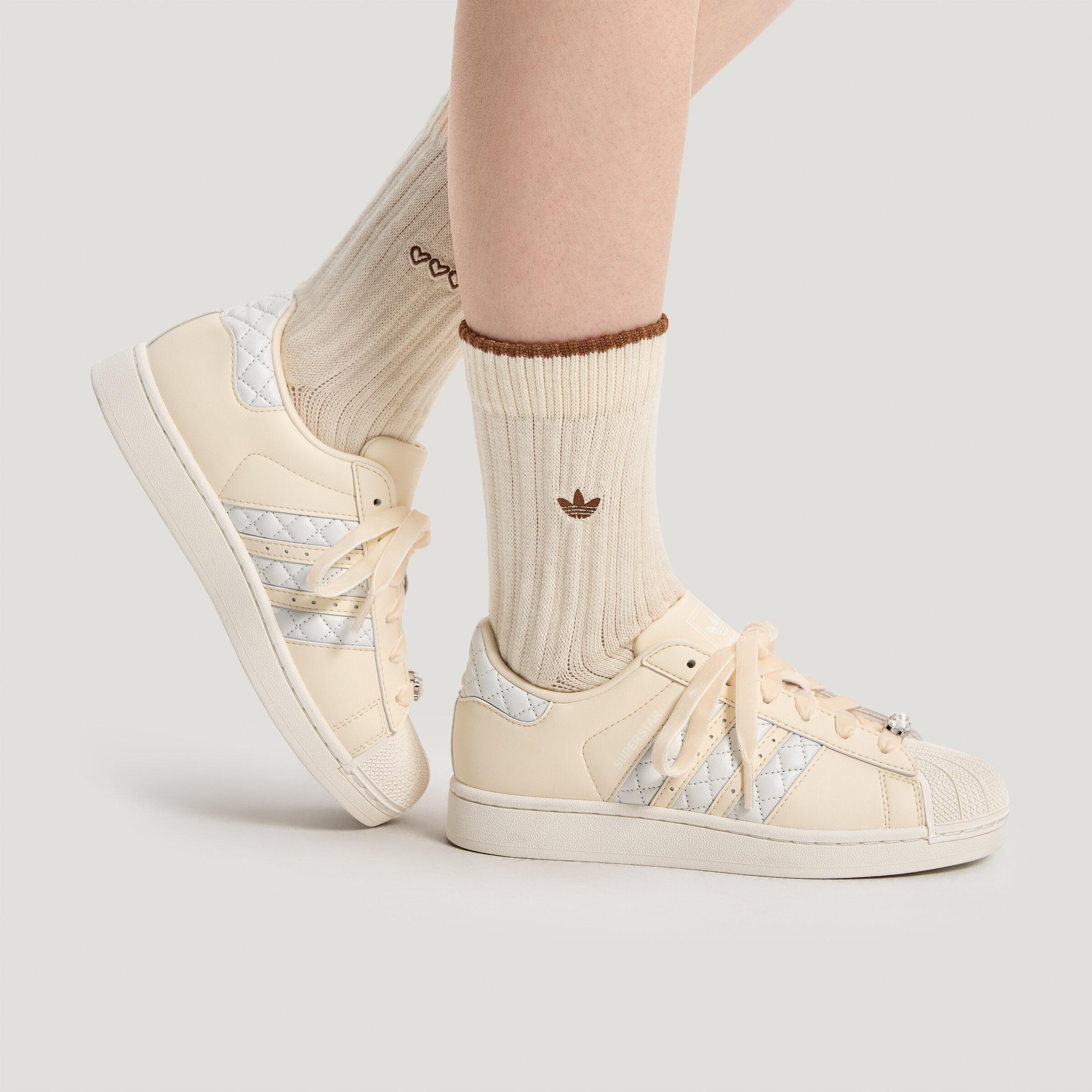 Adidas Originals Superstar 2 Textile, Leather Skateboard Shoes Women s 38.5